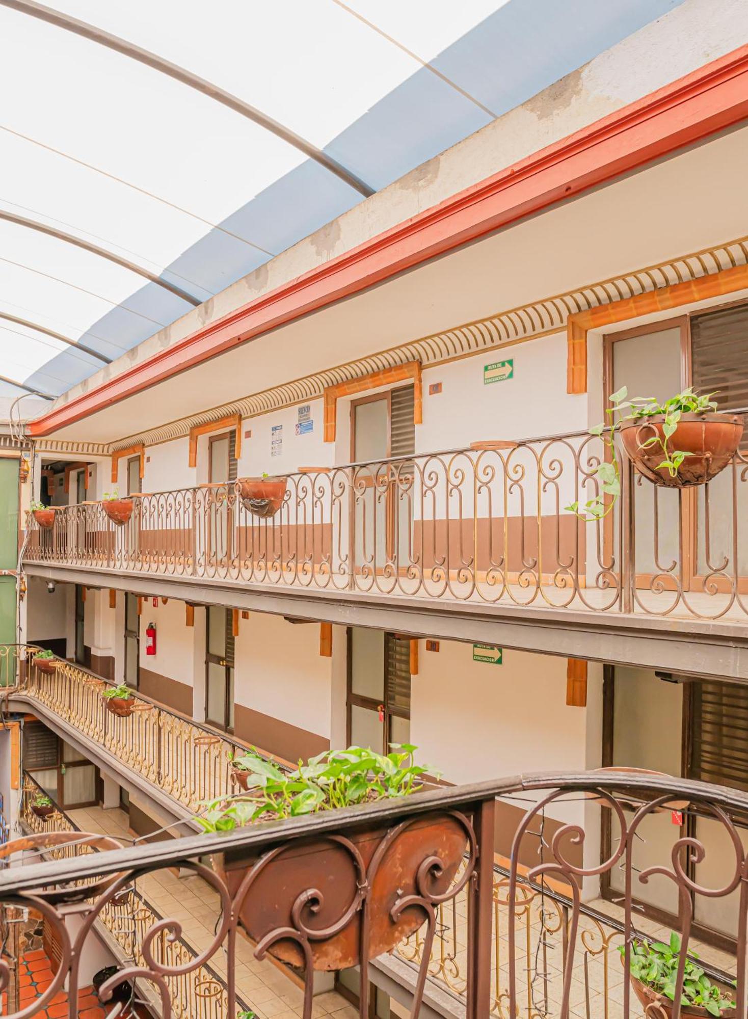 Hotel Zapotlan Ciudad Guzman Εξωτερικό φωτογραφία