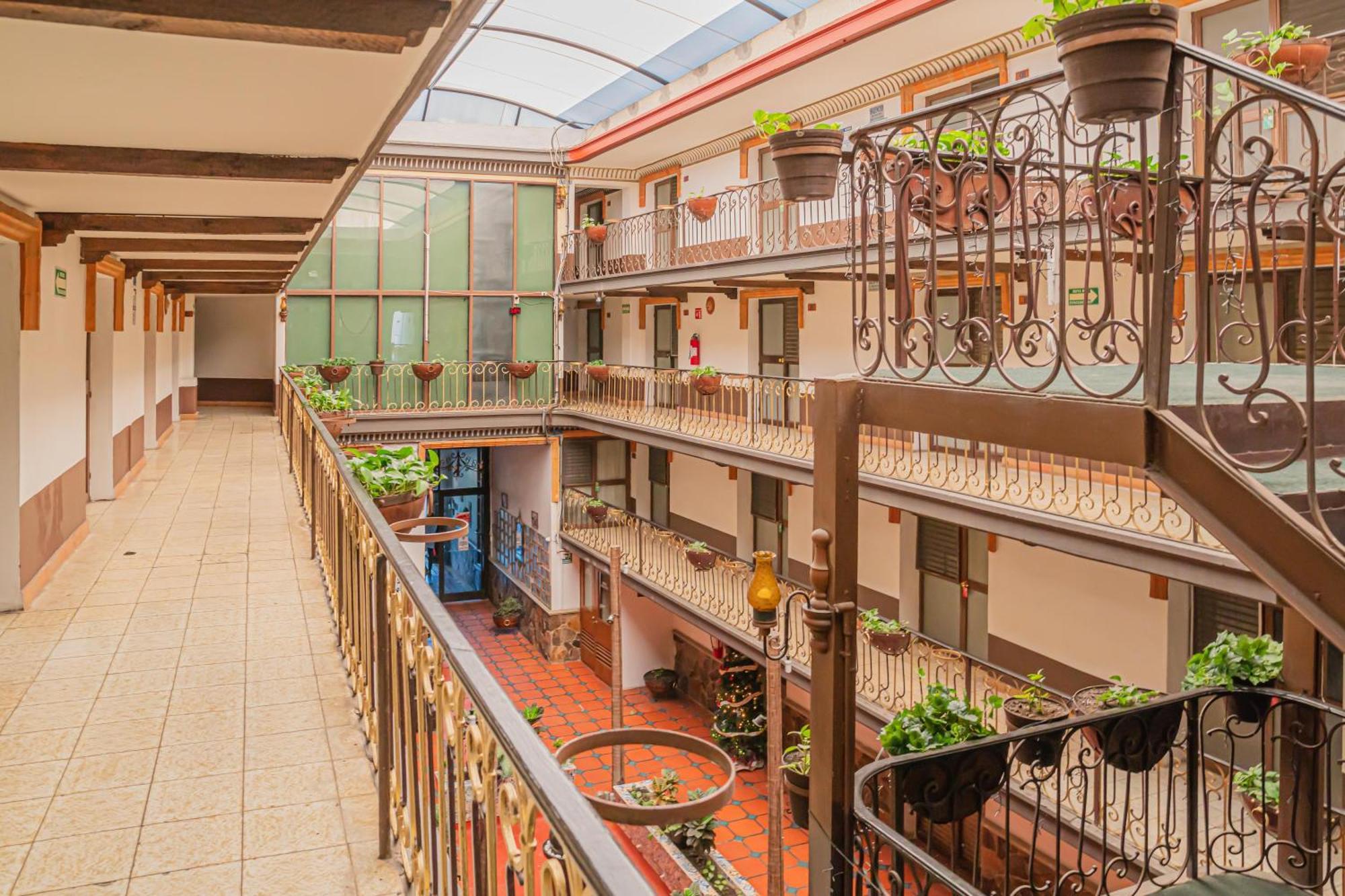Hotel Zapotlan Ciudad Guzman Εξωτερικό φωτογραφία