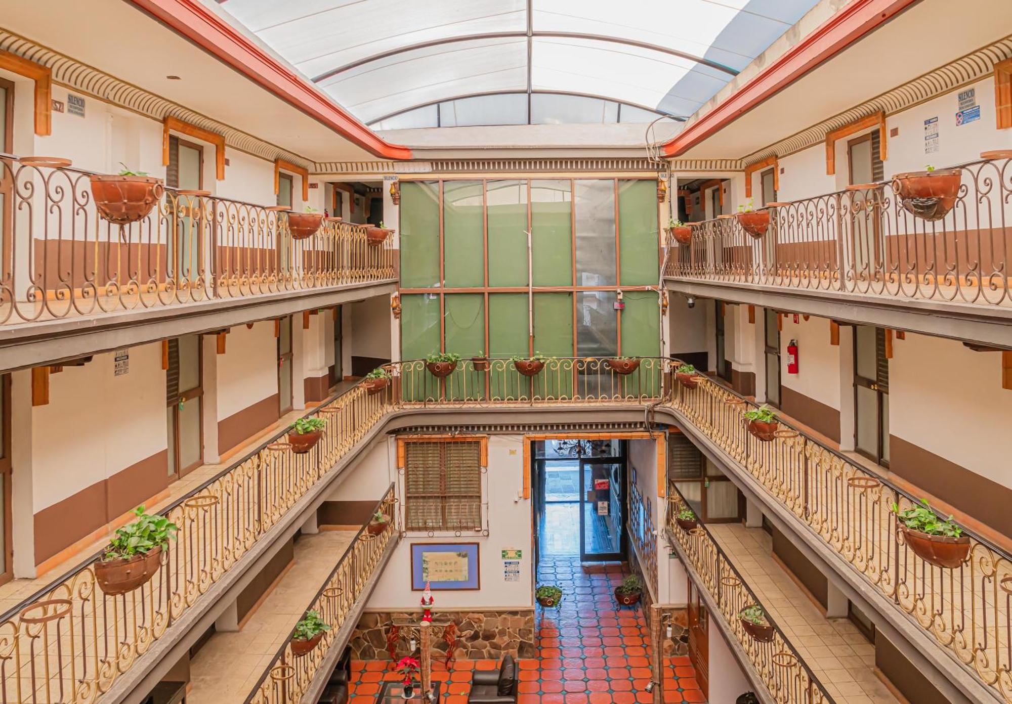 Hotel Zapotlan Ciudad Guzman Εξωτερικό φωτογραφία
