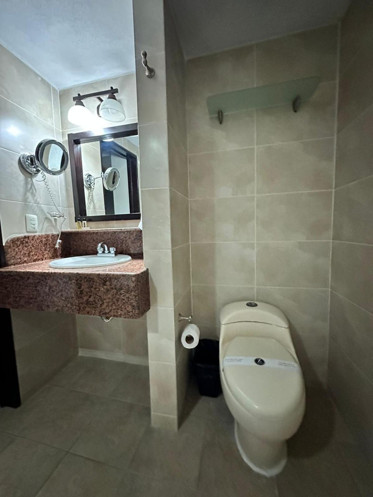 Hotel Zapotlan Ciudad Guzman Εξωτερικό φωτογραφία