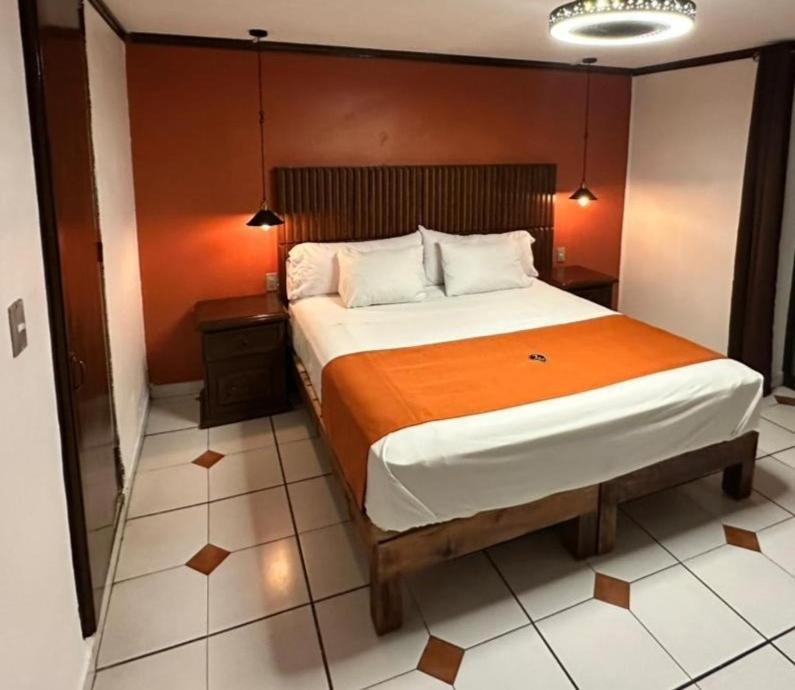 Hotel Zapotlan Ciudad Guzman Εξωτερικό φωτογραφία